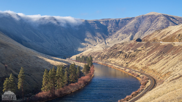 Photo taken from Yakima River Canyon Scenic Roads, Washington State
